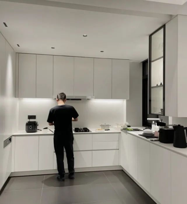 下载 (6).jpg